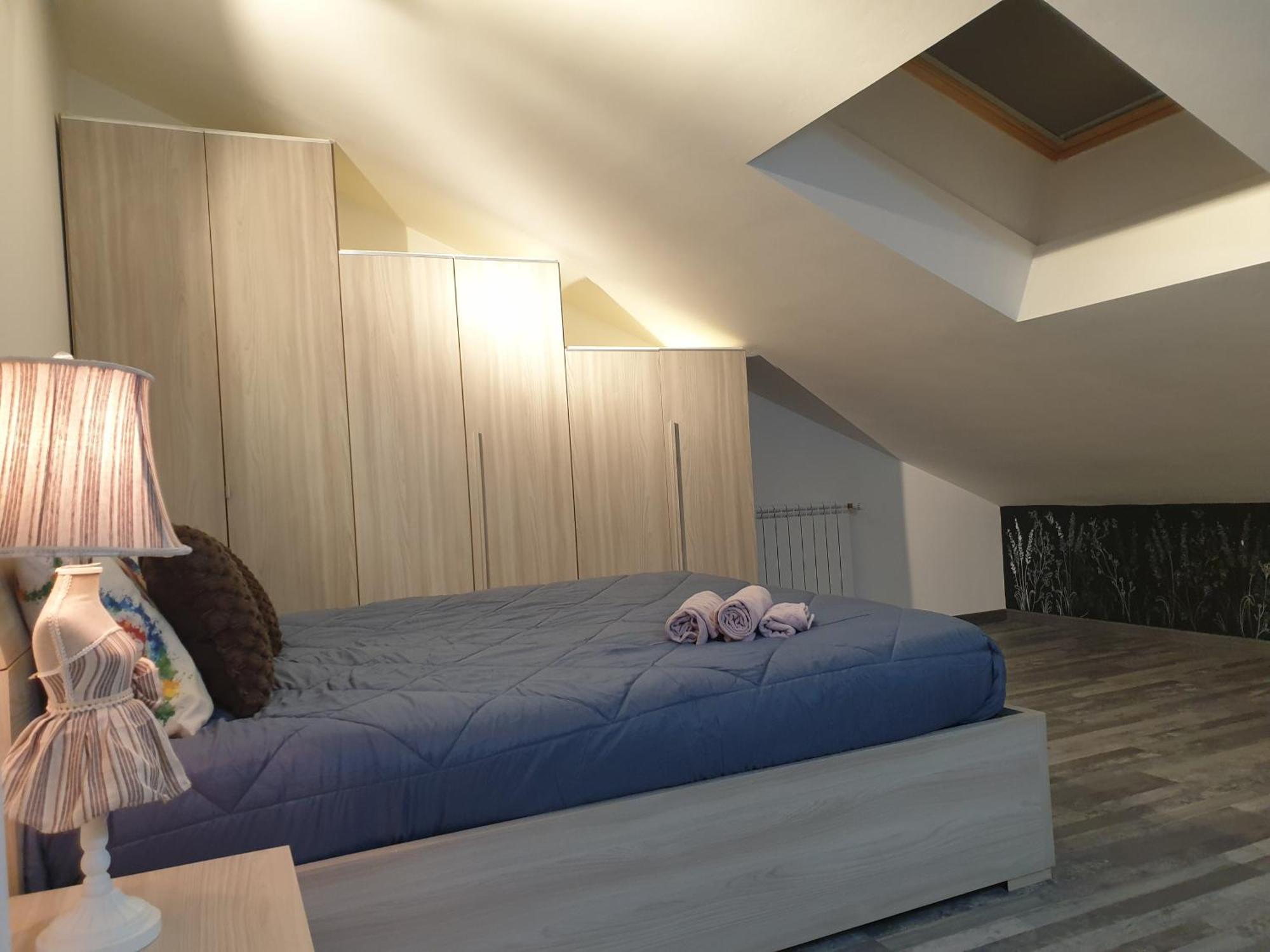 Angela'S Attic Daire Voghera Dış mekan fotoğraf