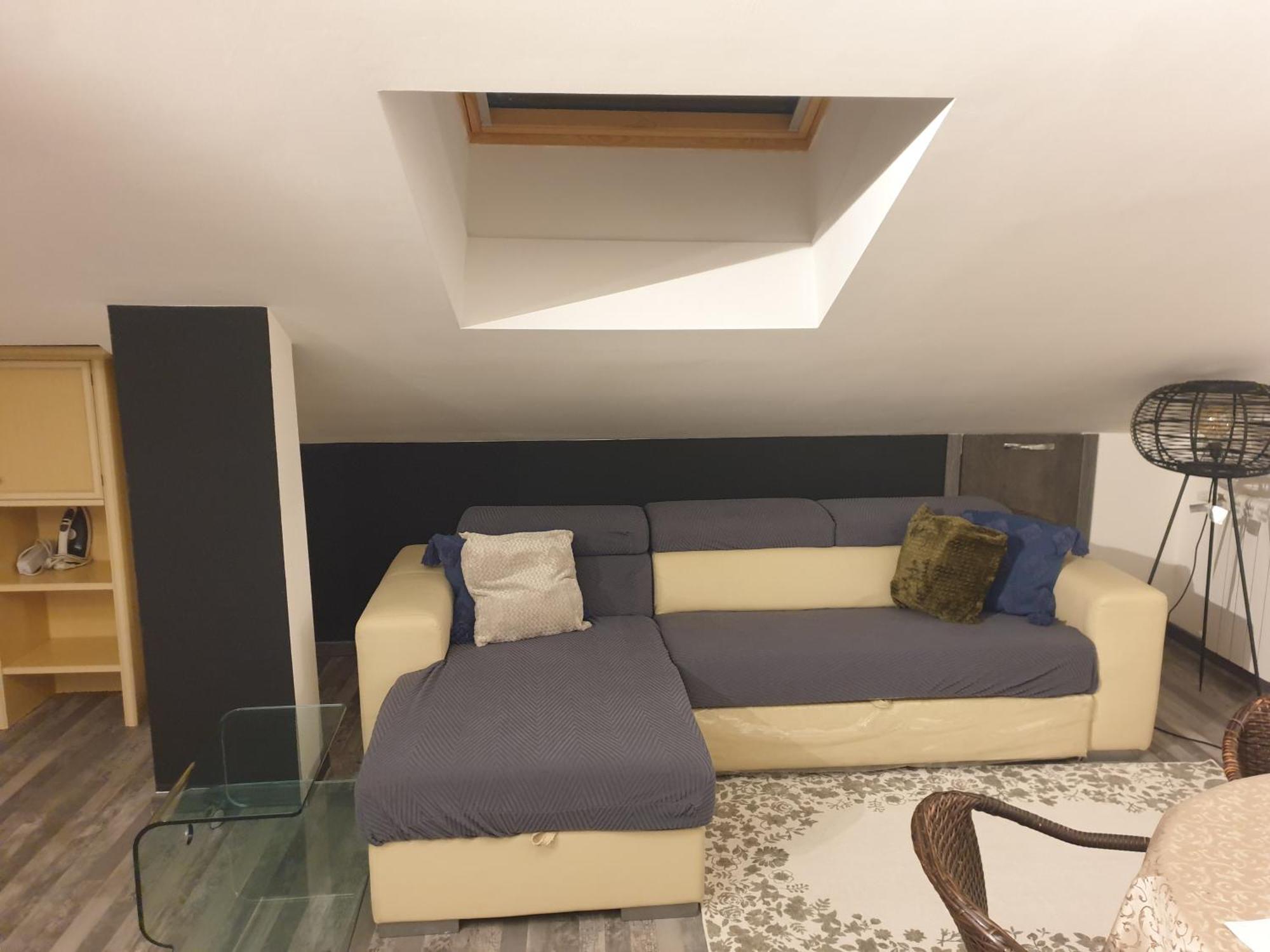 Angela'S Attic Daire Voghera Dış mekan fotoğraf